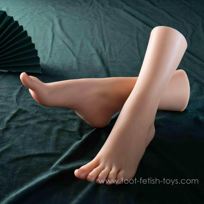 Silicone Female feet